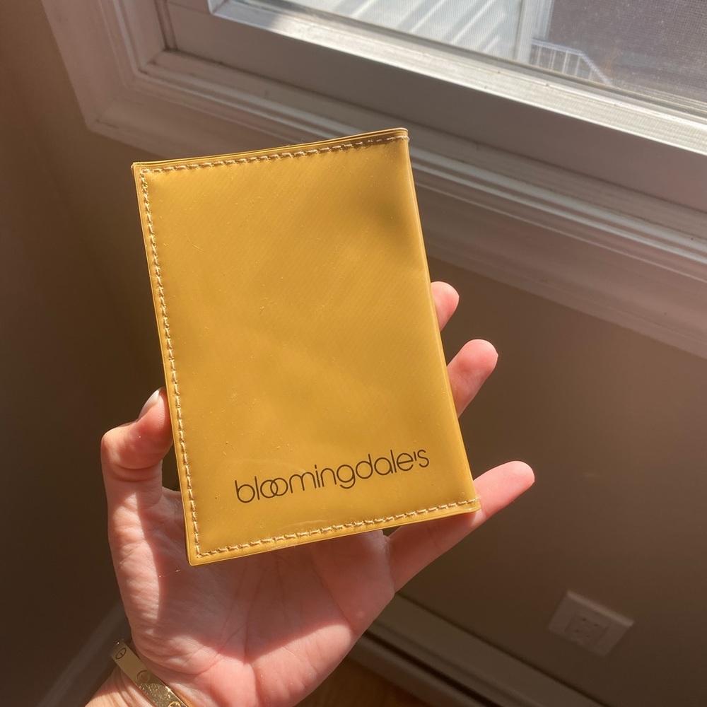 PASSPORT CASE - Picture 2 of 3